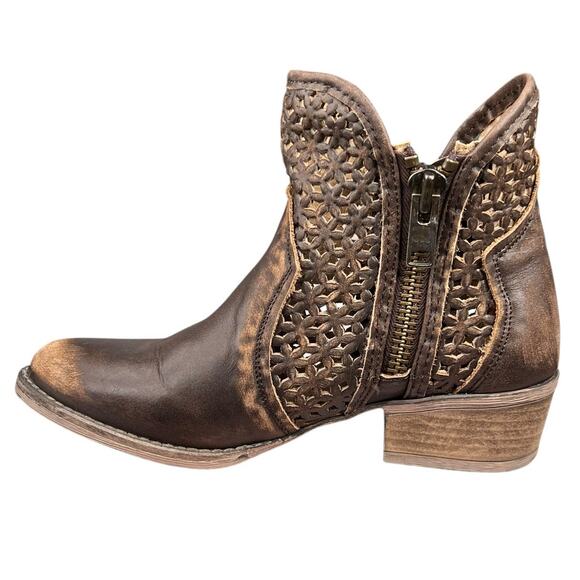 Circle G Corral Women’s Brown Distressed Western Ankle Boot Size US 8.5 - Picture 2 of 11